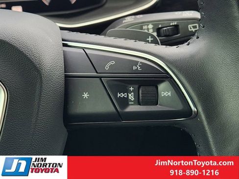 Used 2019 Audi Q8 Prestige w/ Year 1 Package image 32