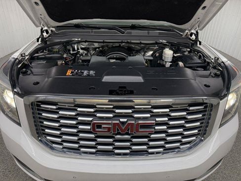 Used 2018 GMC Yukon XL Denali AWD/4WD image 49