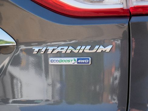 Used 2016 Ford Escape Titanium AWD/4WD image 5