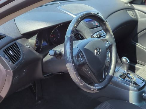 Used 2012 Hyundai Genesis 2.0T RWD image 10