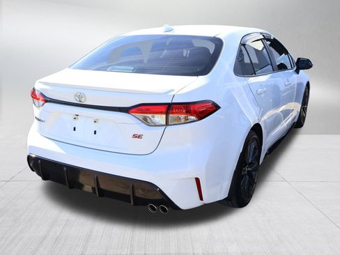 Used 2024 Toyota Corolla SE image 6