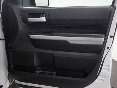 Used 2021 Toyota Tundra SR5 image 11
