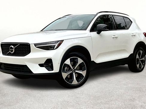 New 2026 Volvo XC40 B5 Plus w/ Protection Package Premier image 2