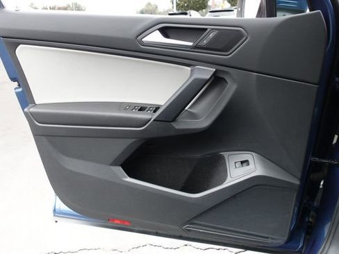 Used 2019 Volkswagen Tiguan SEL R-Line image 23