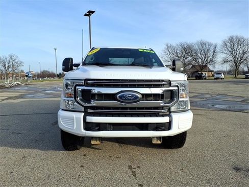 Certified 2022 Ford F250 XLT image 2