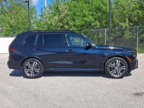 Used 2025 BMW X7 xDrive40i w/ M Sport Package AWD/4WD image 7