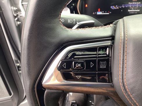 Used 2023 Jeep Grand Cherokee L Summit w/ Advanced Protech Group IV image 13