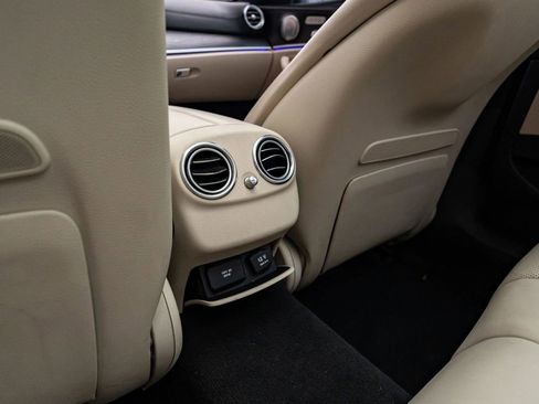 Used 2018 Mercedes-Benz E 63 AMG S image 26