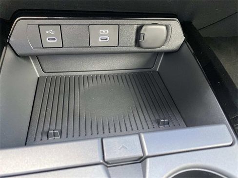 New 2026 Toyota Prius Plug-In Hybrid image 10