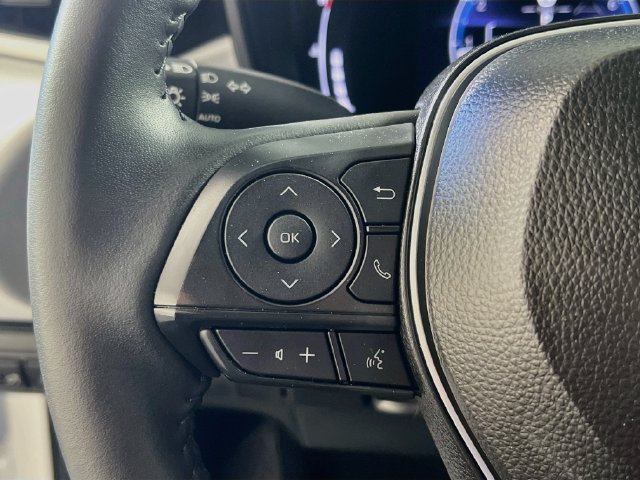 Used 2026 Toyota Corolla SE FWD image 17