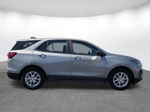 Used 2024 Chevrolet Equinox LS FWD image 3