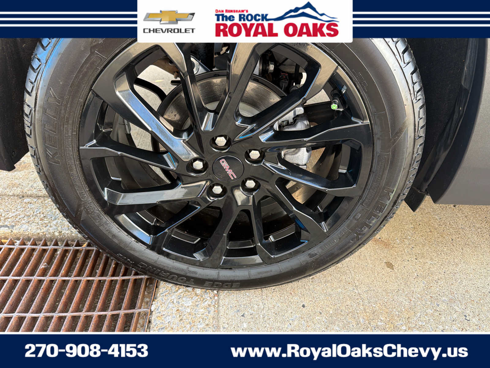 Used 2023 GMC Terrain SLT w/ Elevation Edition FWD image 30