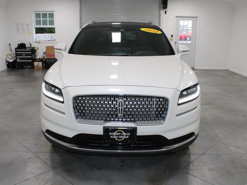 Used 2022 Lincoln Nautilus Reserve w/ Equipment Group 201A FWD image 3