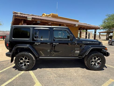 Used 2020 Jeep Wrangler Unlimited Sahara AWD/4WD image 10