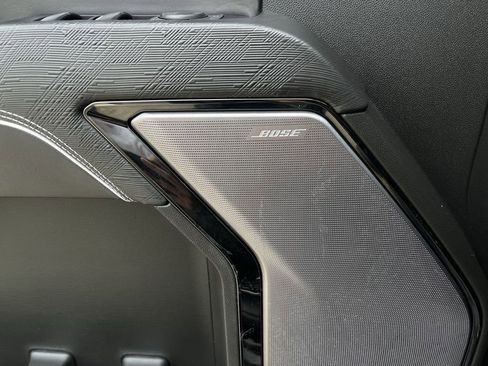 Used 2022 GMC Sierra 1500 AT4X image 25