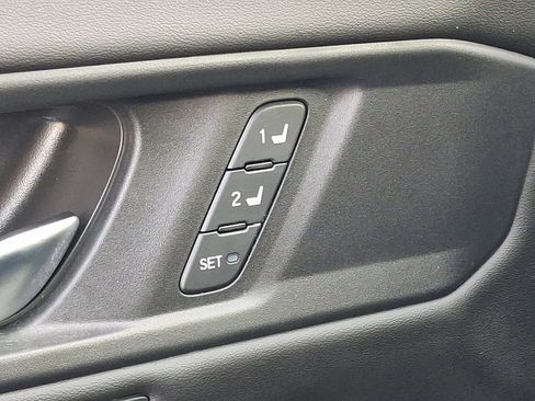 Used 2023 Honda Accord Touring image 28