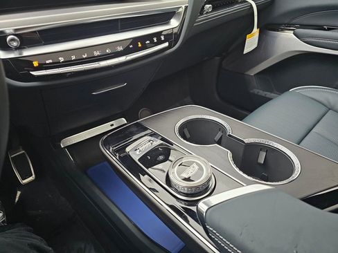 New 2026 Cadillac Lyriq Signature Sport image 28