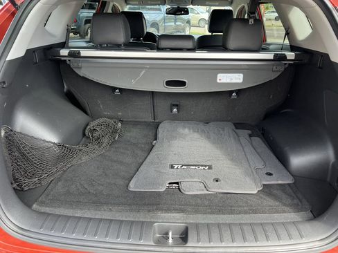 Used 2017 Hyundai Tucson SE Plus w/ Cargo Package image 14