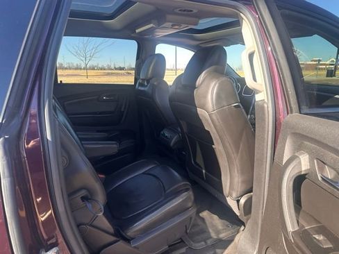 Used 2009 Chevrolet Traverse LT image 31