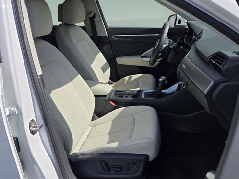 Used 2025 Audi Q3 2.0T Premium w/ Convenience Package image 20