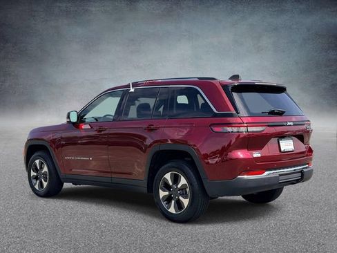 Used 2024 Jeep Grand Cherokee Limited 4xe AWD/4WD image 4