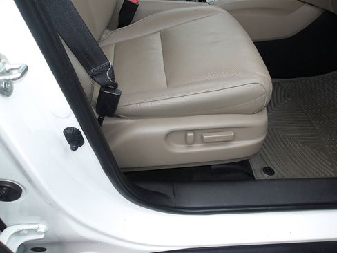 Used 2021 Honda Pilot Elite image 9