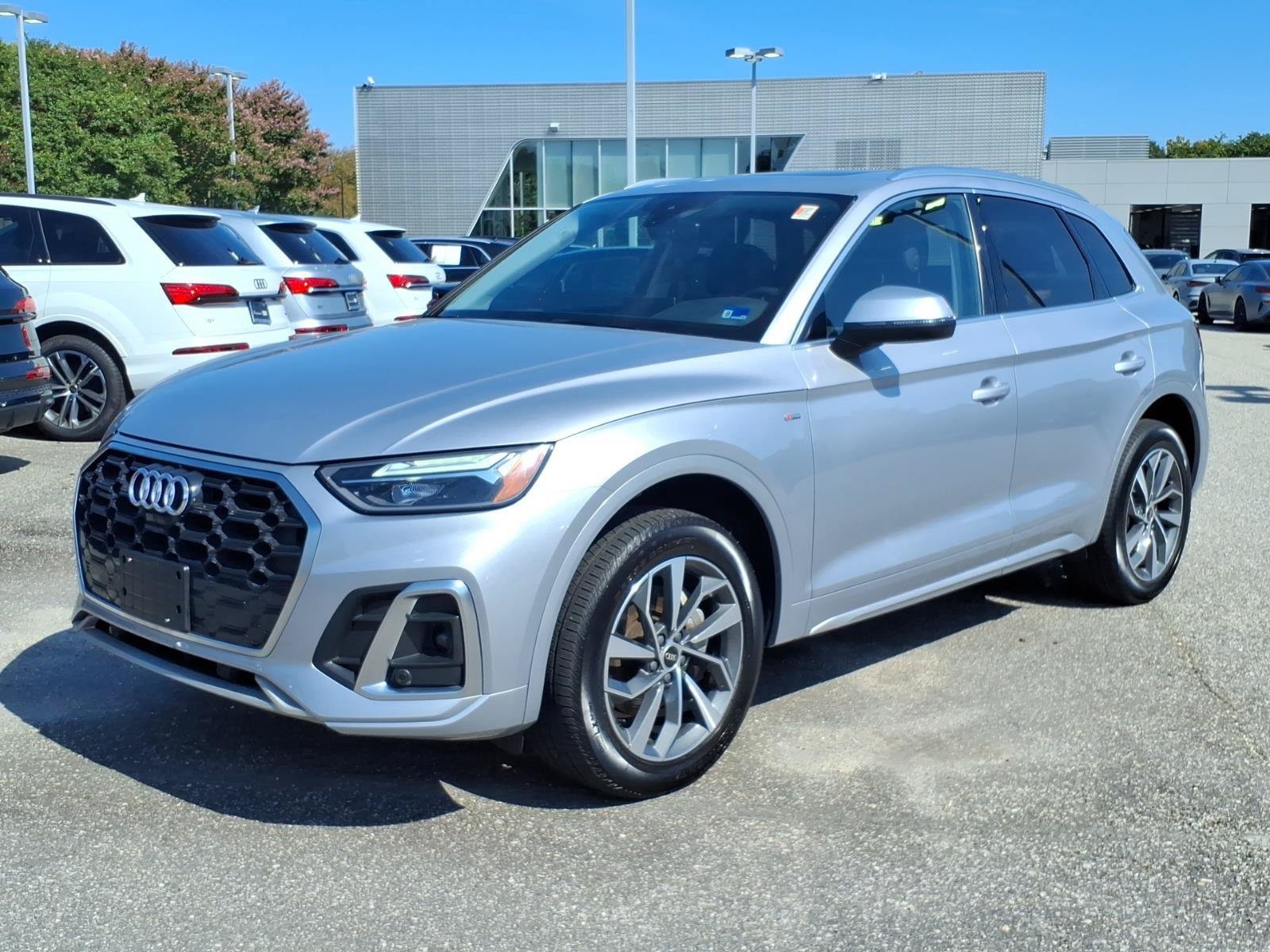 Used 2023 Audi Q5 2.0T Premium Plus w/ Premium Plus Package AWD/4WD image 1