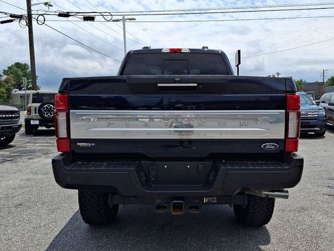 Used 2022 Ford F350 Platinum AWD/4WD image 5