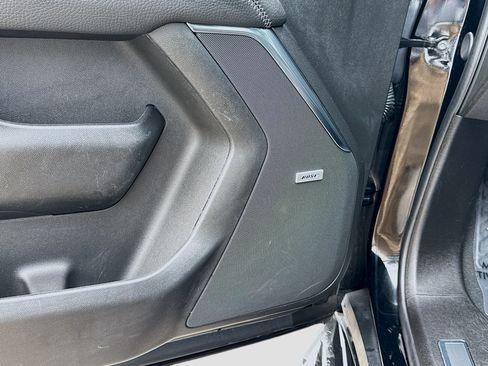 Used 2024 GMC Yukon Denali RWD image 25