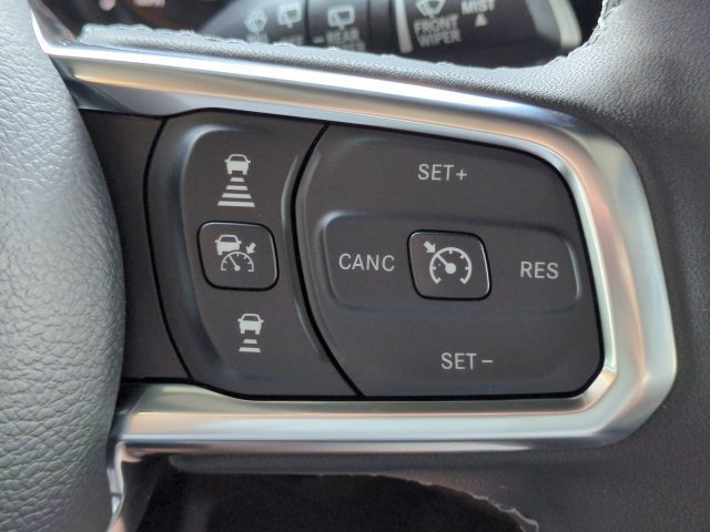 New 2026 Jeep Wrangler Unlimited Sahara w/ Technology Group AWD/4WD image 26