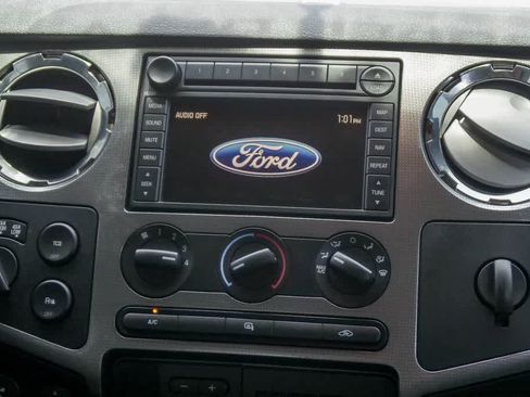 Used 2008 Ford F250 4x4 Crew Cab Super Duty image 12
