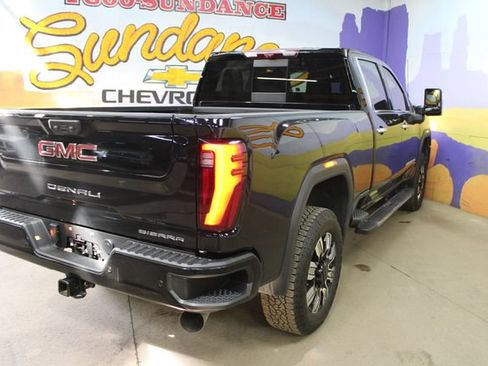 Used 2024 GMC Sierra 2500 Denali w/ Denali Reserve Package AWD/4WD image 5
