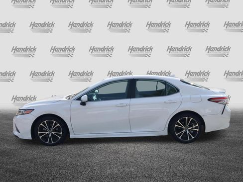 Used 2019 Toyota Camry SE w/ Audio Package FWD image 6