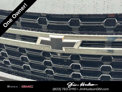 Used 2022 Chevrolet Suburban Z71 w/ Z71 Off-Road Package image 8