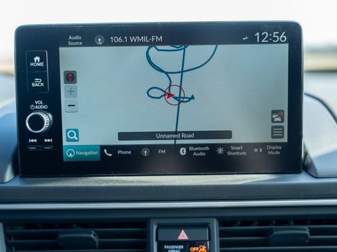 New 2025 Honda Pilot Touring image 29