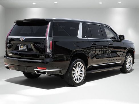 Used 2021 Cadillac Escalade ESV Premium Luxury w/ Performance Package RWD image 7