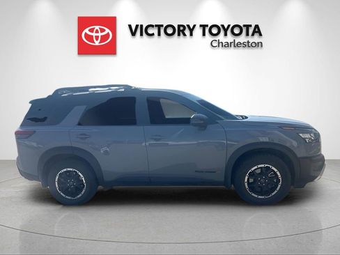 Used 2024 Nissan Pathfinder Rock Creek AWD/4WD image 4