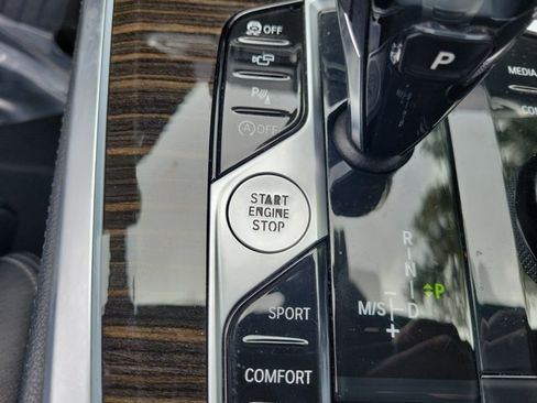 Used 2020 BMW X5 sDrive40i w/ Premium Package RWD image 35