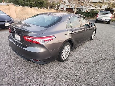 Certified 2020 Toyota Camry LE image 5