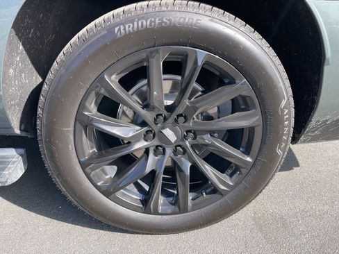 Certified 2023 Cadillac Escalade ESV Sport w/ LPO, ONYX Package image 3