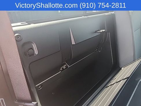 Used 2022 Toyota Tacoma SR5 AWD/4WD image 29