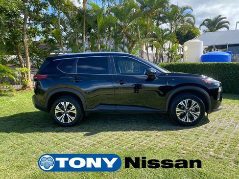 Used 2023 Nissan Rogue SV w/ SV Premium B Package FWD image 8