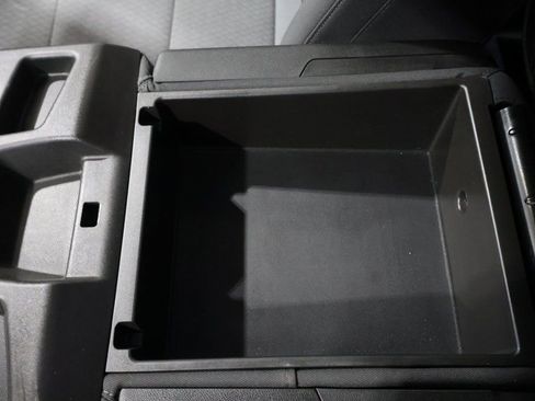 Used 2022 GMC Sierra 1500 Elevation image 36