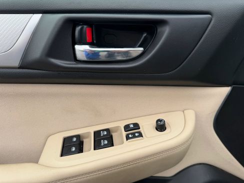 Used 2019 Subaru Outback 2.5i Premium AWD/4WD image 13