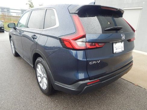 Used 2025 Honda CR-V EX image 2