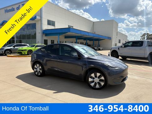 Used 2023 Tesla Model Y 2WD image 1