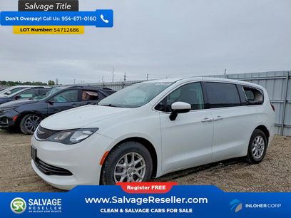Used 2017 Chrysler Pacifica LX