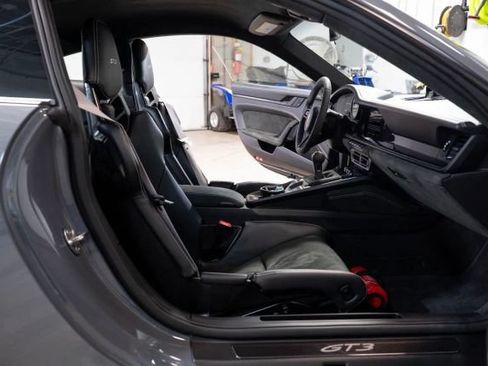 Used 2022 Porsche 911 GT3 RWD image 19