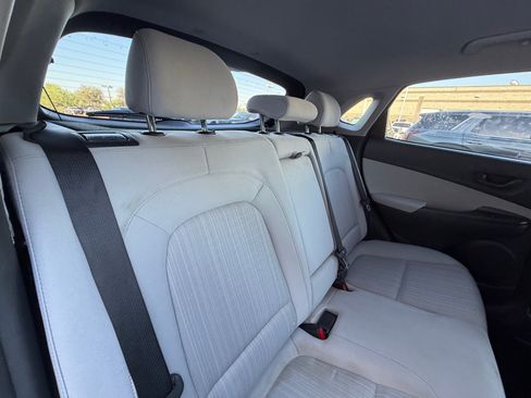 Used 2023 Hyundai Kona SEL FWD image 18