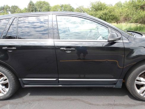 Used 2013 Ford Edge Limited FWD image 30